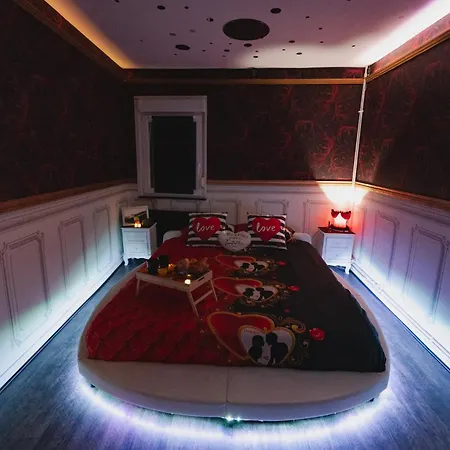 Bulle D'amour , Nuit En Amoureux * Thann